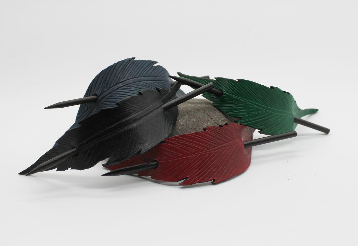 Handmade Leather Raven Feather Hair Pin – Boho Style Hair Accessory with Wooden Stick, Available in 4 Colors